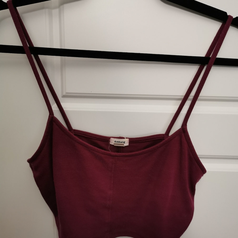 Garage cropped tank